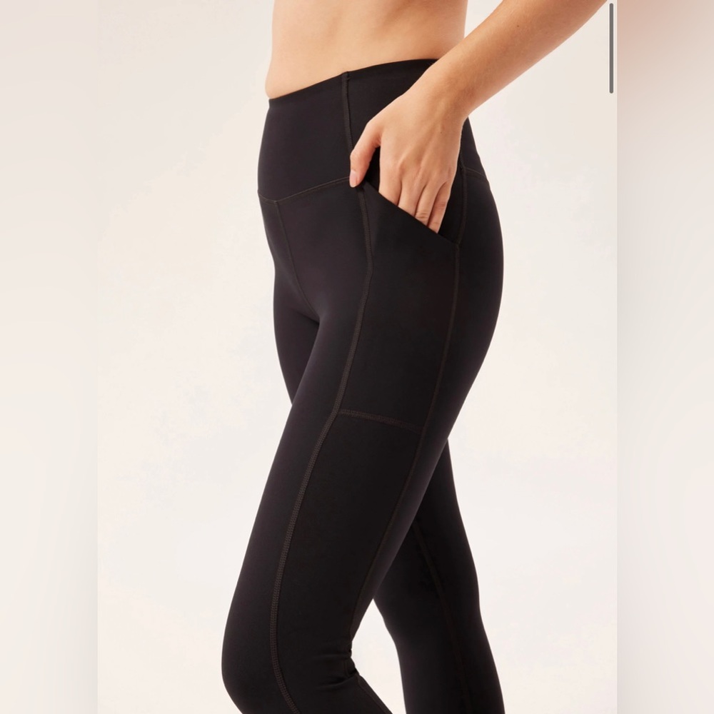Girlfriend Collective High-rise Compression Pocket Black Legging